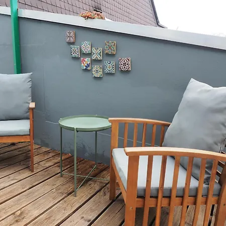 Wohnen Ueberm Atelier באד נויאנאהר-ארוויילר