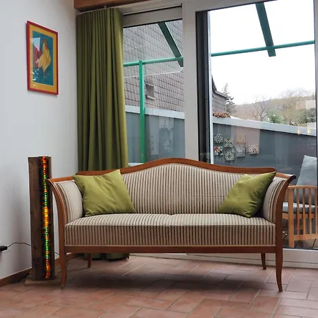 Wohnen Ueberm Atelier דירה *