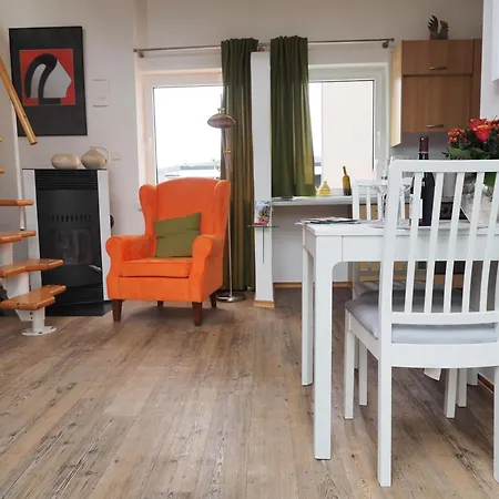 Wohnen Ueberm Atelier דירה באד נויאנאהר-ארוויילר